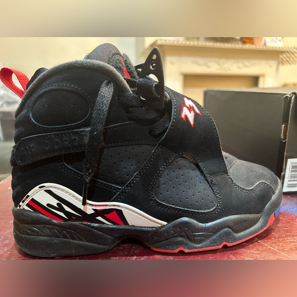 AIR JORDAN 8 RETRO SNEAKERS